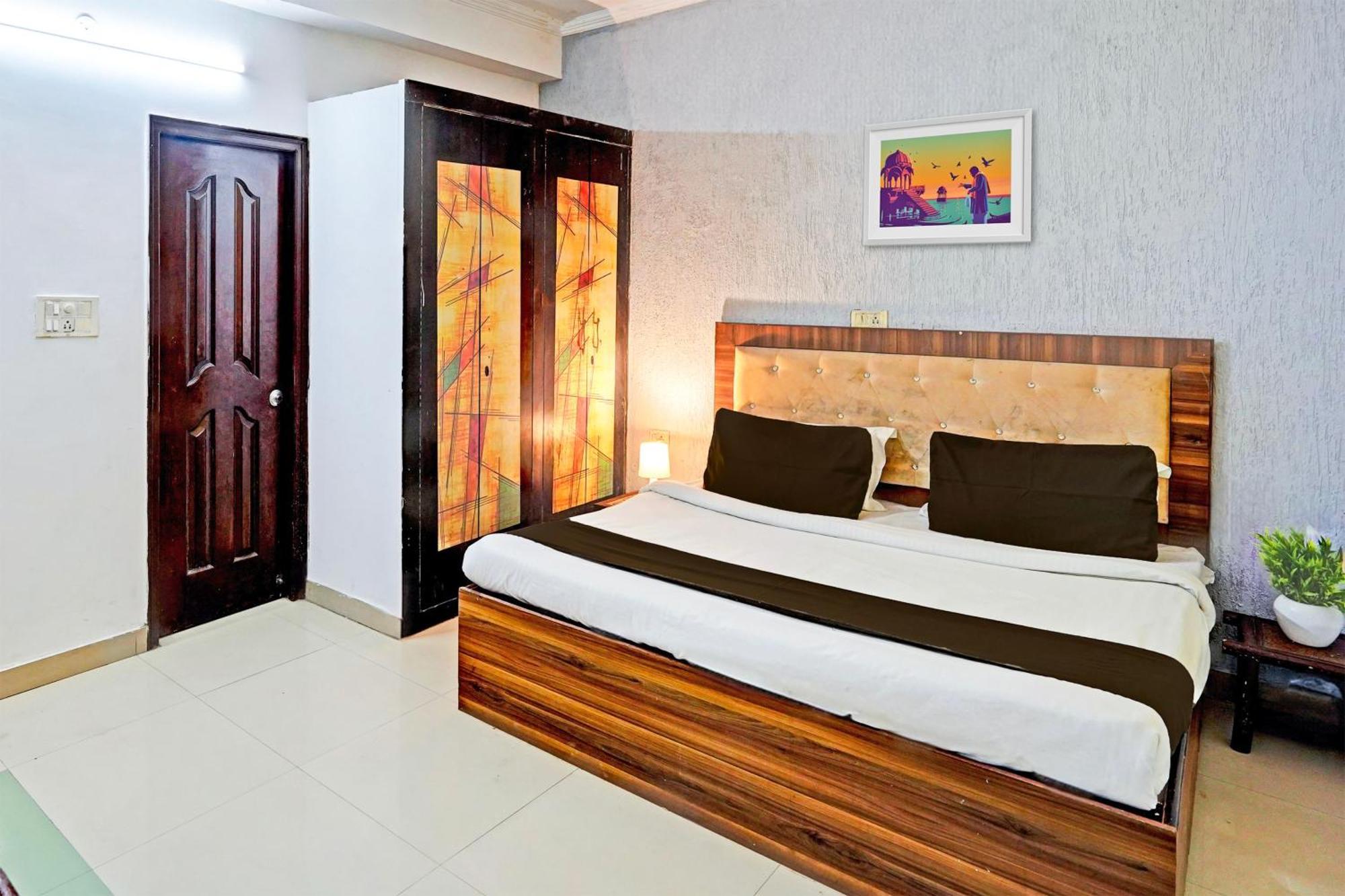 Super Hotel O Palm Дехрадун Экстерьер фото